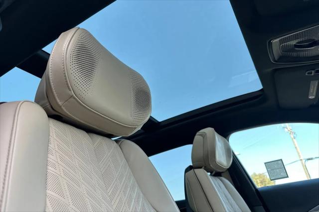 2024 Cadillac iQ Sport w/1SK