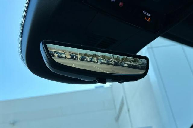 2024 Cadillac iQ Sport w/1SK