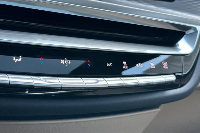 2024 Cadillac iQ Sport w/1SK