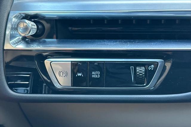 2024 Cadillac iQ Sport w/1SK