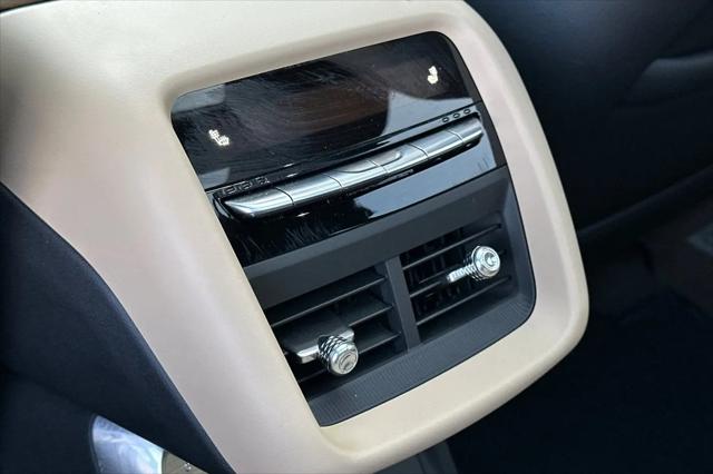 2024 Cadillac iQ Sport w/1SK