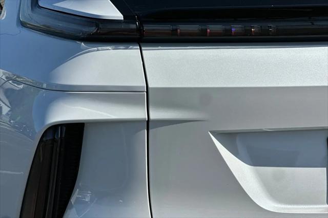 2024 Cadillac iQ Sport w/1SK