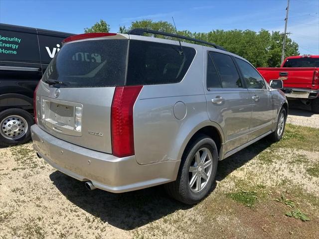 2004 Cadillac SRX Standard