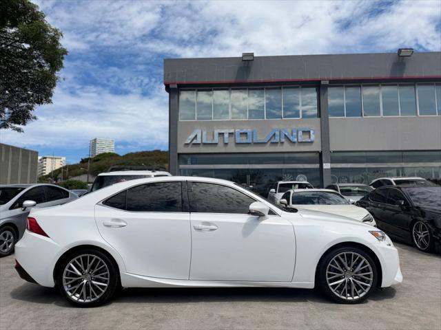 2016 Lexus IS 200t IS 200t Sedan 4D