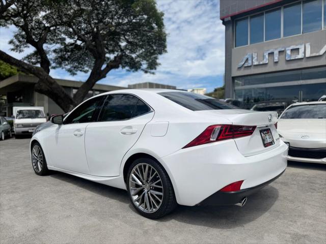 2016 Lexus IS 200t IS 200t Sedan 4D