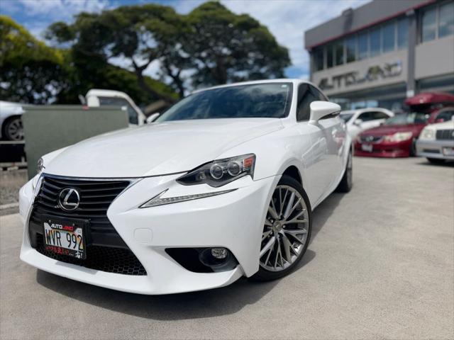2016 Lexus IS 200t IS 200t Sedan 4D