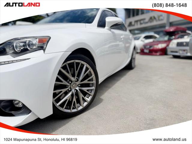 2016 Lexus IS 200t IS 200t Sedan 4D