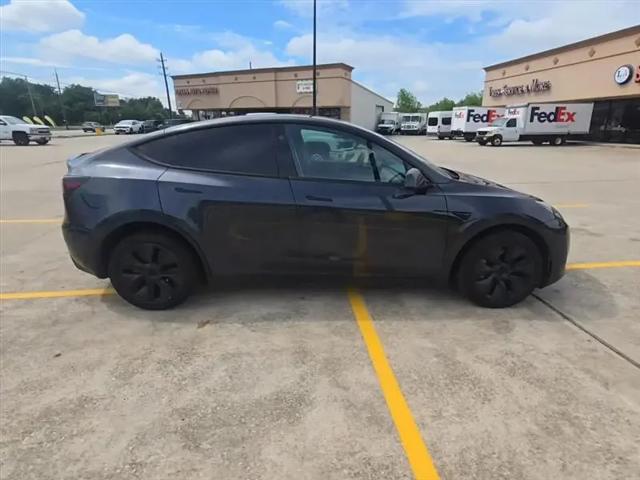 2024 Tesla Model Y Long Range Dual Motor All-Wheel Drive