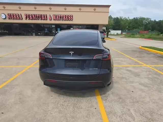2024 Tesla Model Y Long Range Dual Motor All-Wheel Drive