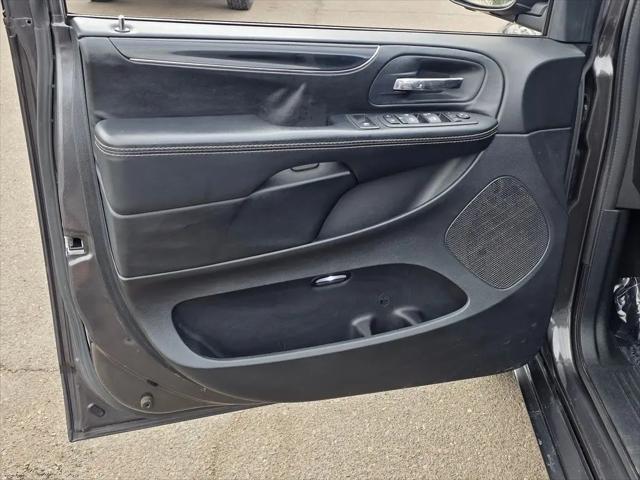 2016 Dodge Grand Caravan SE Plus