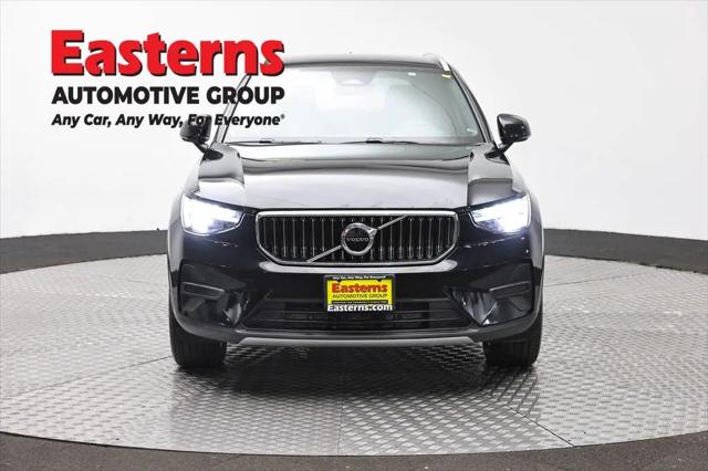 2024 Volvo XC40 Core