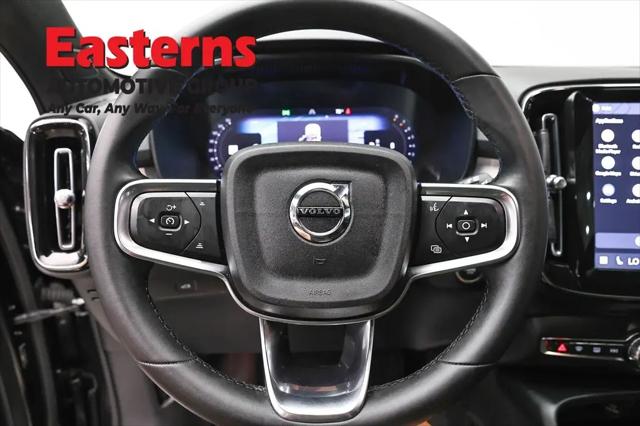 2024 Volvo XC40 Core