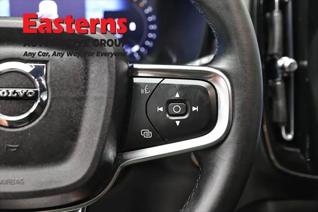 2024 Volvo XC40 Core