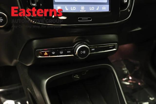 2024 Volvo XC40 Core