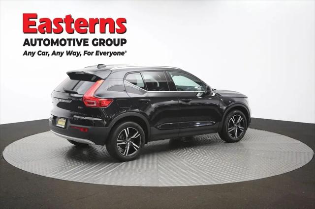 2024 Volvo XC40 Core