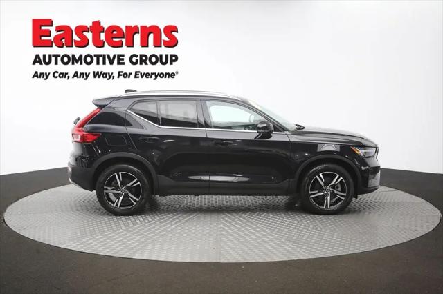 2024 Volvo XC40 Core