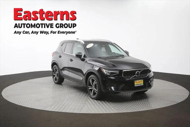 2024 Volvo XC40 Core