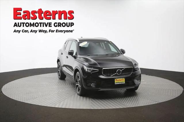 2024 Volvo XC40 Core