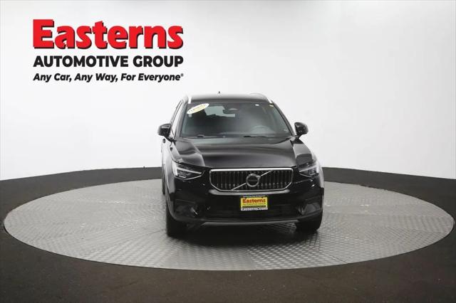 2024 Volvo XC40 Core