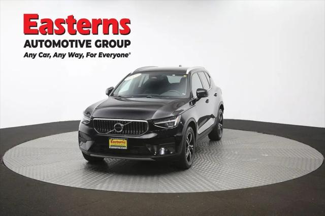 2024 Volvo XC40 Core