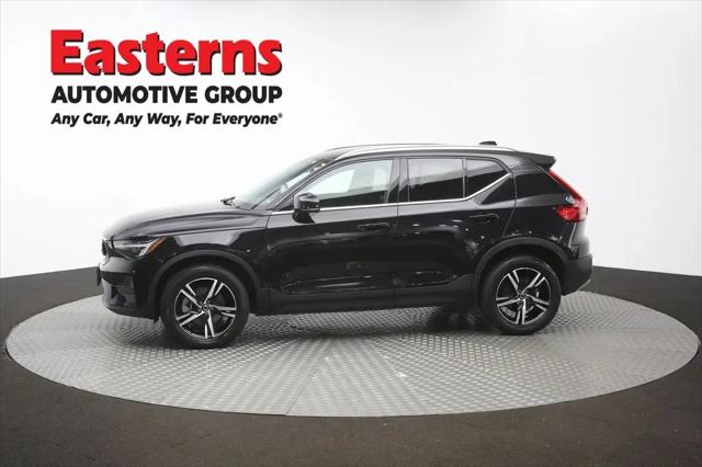 2024 Volvo XC40 Core
