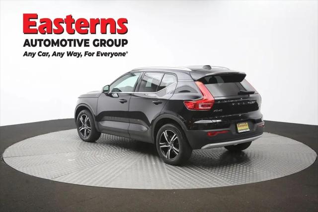 2024 Volvo XC40 Core