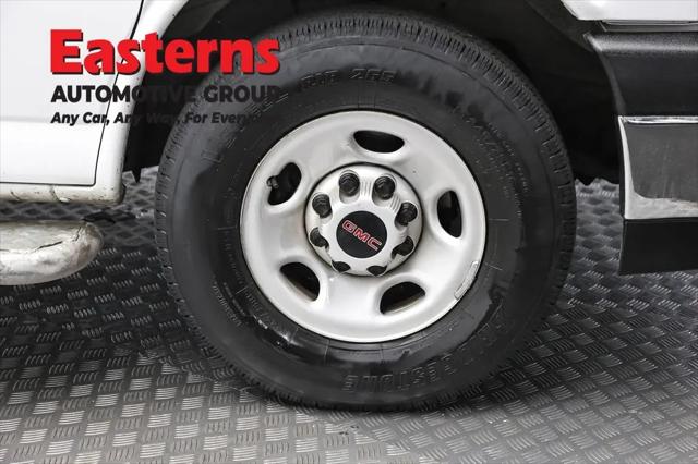 2024 GMC Savana Cargo RWD 2500 Regular Wheelbase Work Van