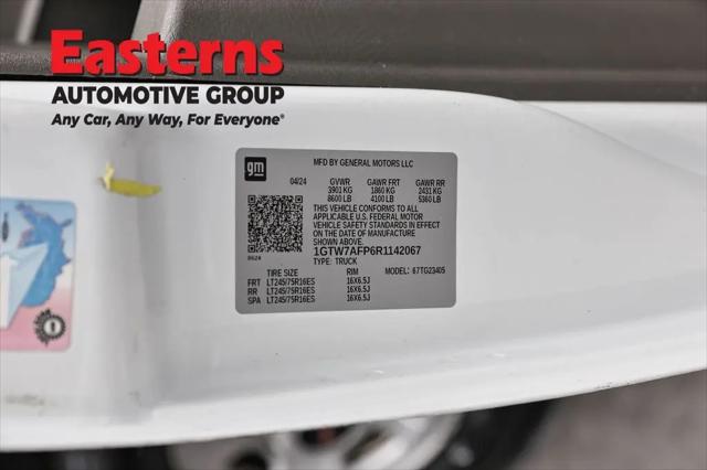 2024 GMC Savana Cargo RWD 2500 Regular Wheelbase Work Van