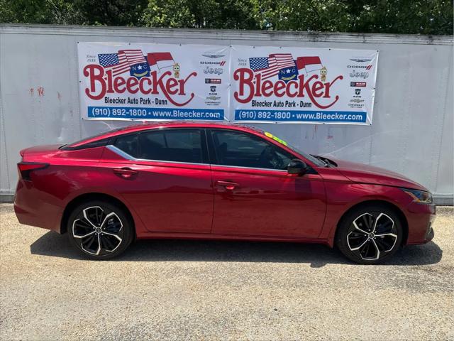 2023 Nissan Altima SR Intelligent AWD