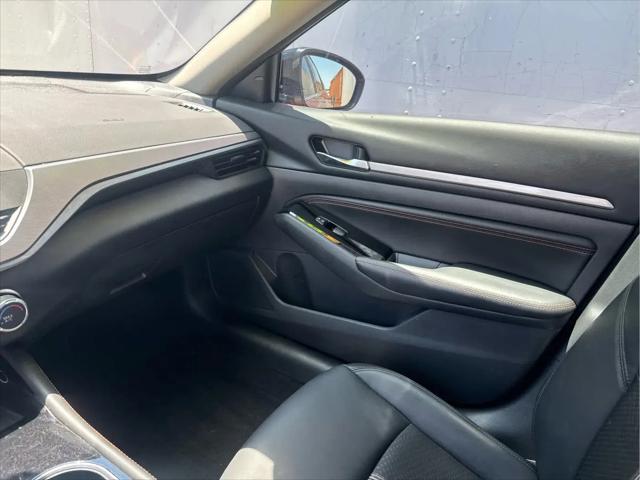 2023 Nissan Altima SR Intelligent AWD
