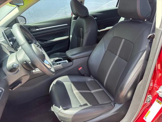 2023 Nissan Altima SR Intelligent AWD