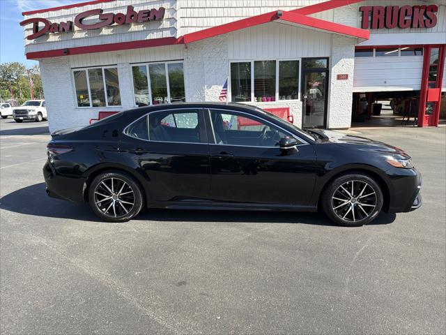 2022 Toyota Camry Unknown