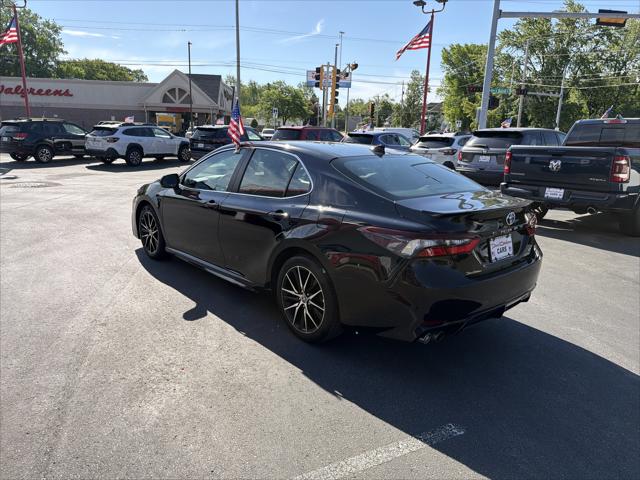 2022 Toyota Camry Unknown