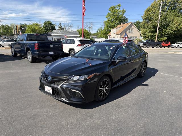 2022 Toyota Camry Unknown