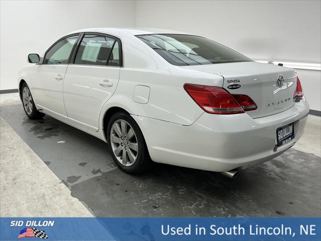 2005 Toyota Avalon XLS