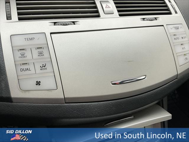 2005 Toyota Avalon XLS