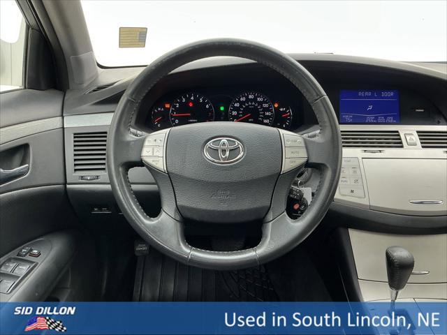 2005 Toyota Avalon XLS