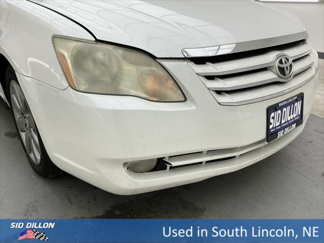 2005 Toyota Avalon XLS