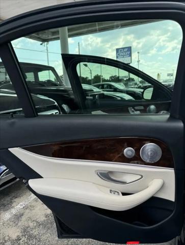 2017 Mercedes-Benz E-CLASS E 300 4MATIC