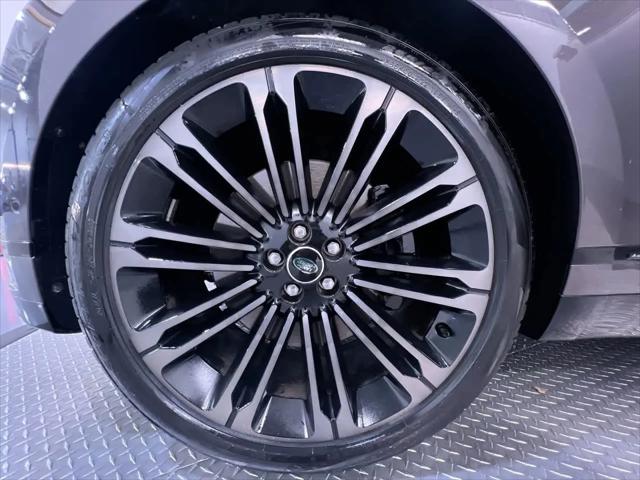 2026 Land Rover Range Rover Velar Autobiography