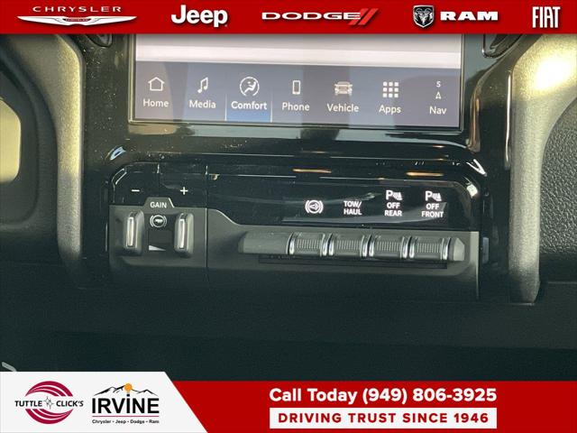 2026 Ram 2500 Black Express Crew Cab 4x4 64 Box