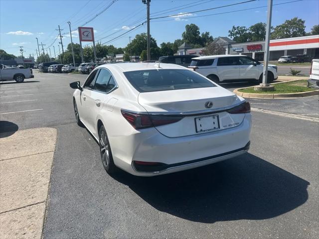 2021 Lexus ES 250 Unknown