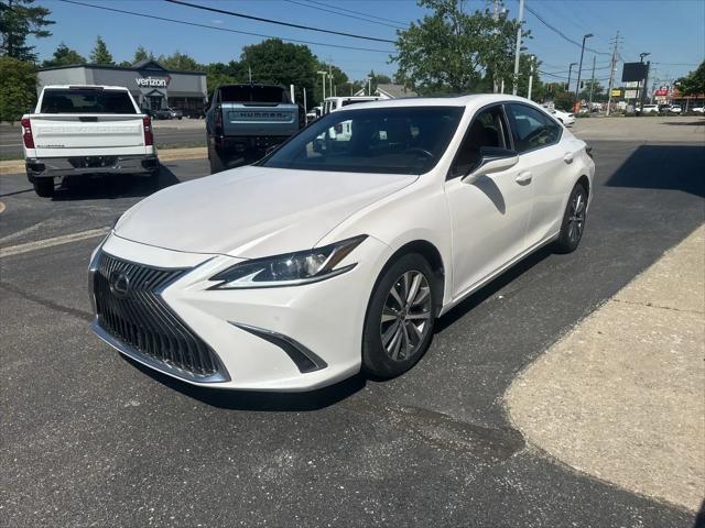 2021 Lexus ES 250 Unknown