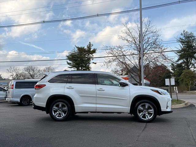 2019 Toyota Highlander Limited Platinum