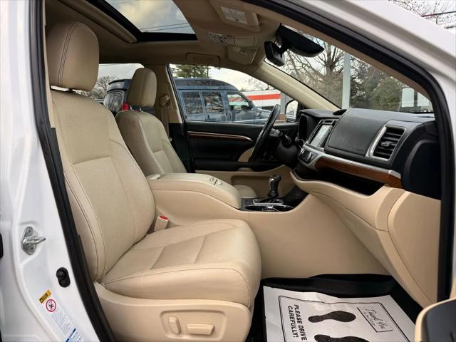 2019 Toyota Highlander Limited Platinum
