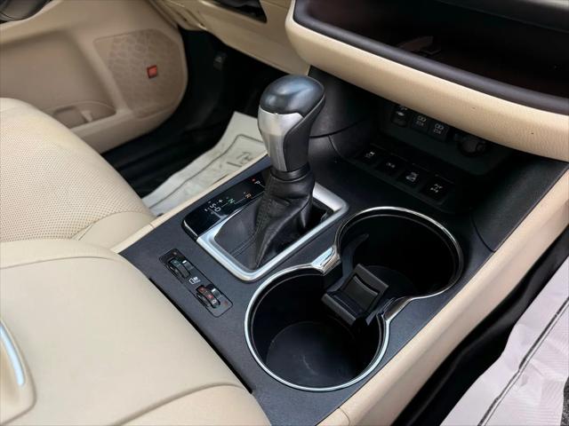 2019 Toyota Highlander Limited Platinum