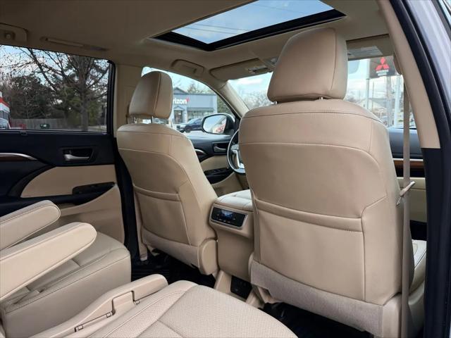 2019 Toyota Highlander Limited Platinum