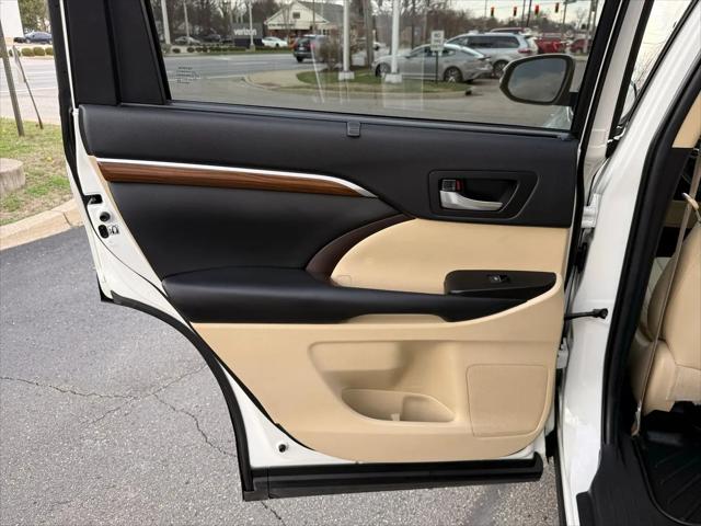 2019 Toyota Highlander Limited Platinum