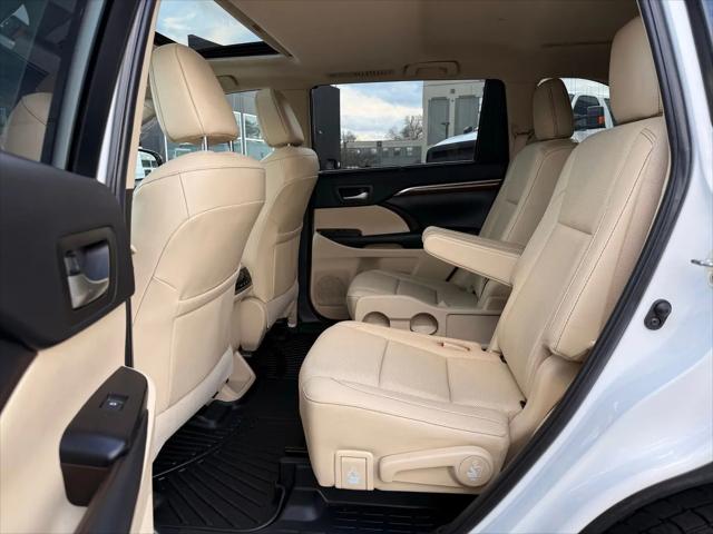 2019 Toyota Highlander Limited Platinum