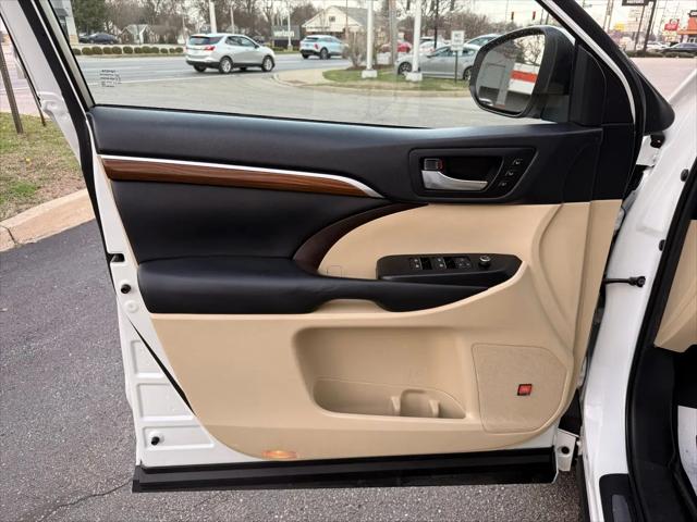 2019 Toyota Highlander Limited Platinum